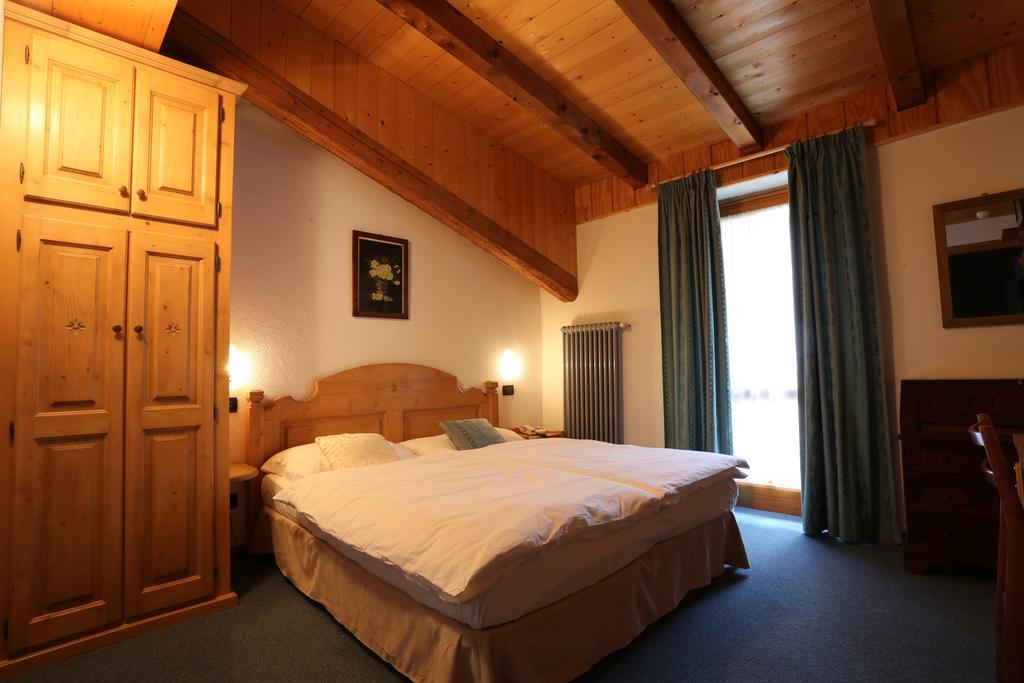 Albergo Centrale 上福尔尼 客房 照片