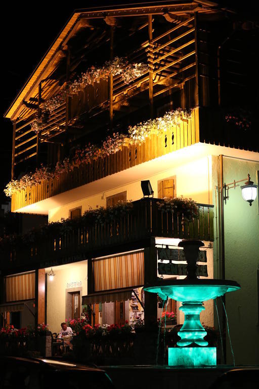 Albergo Centrale 上福尔尼 外观 照片