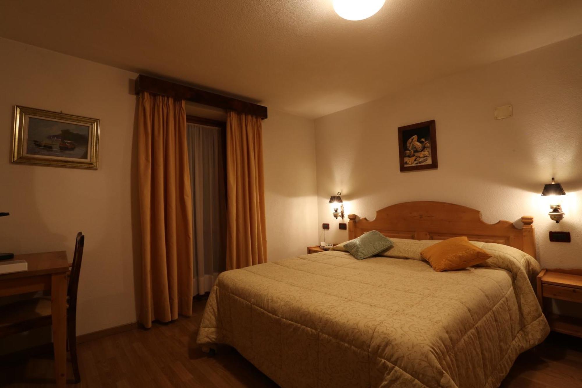 Albergo Centrale 上福尔尼 客房 照片